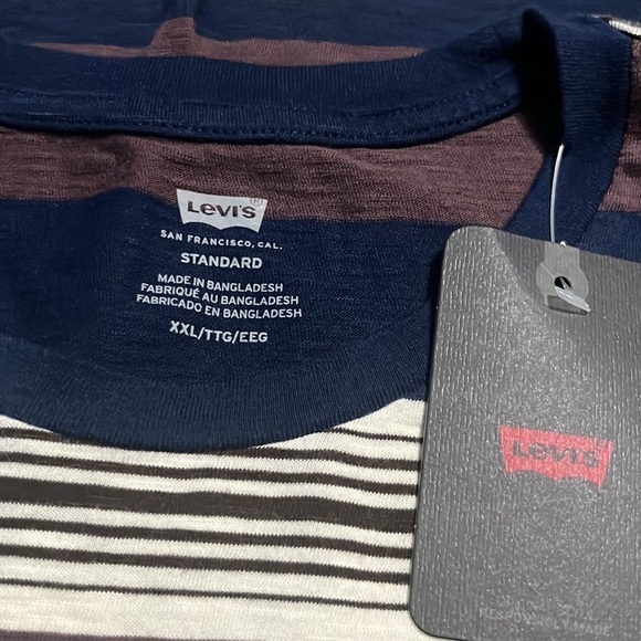 NWT Levi's Short Sleeve Classic Pocket Tee Roomie Huckleberry 2XL - Picture 4 of 7